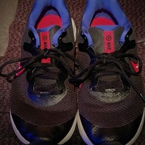 Nike Black and Pink Women's Sneakers